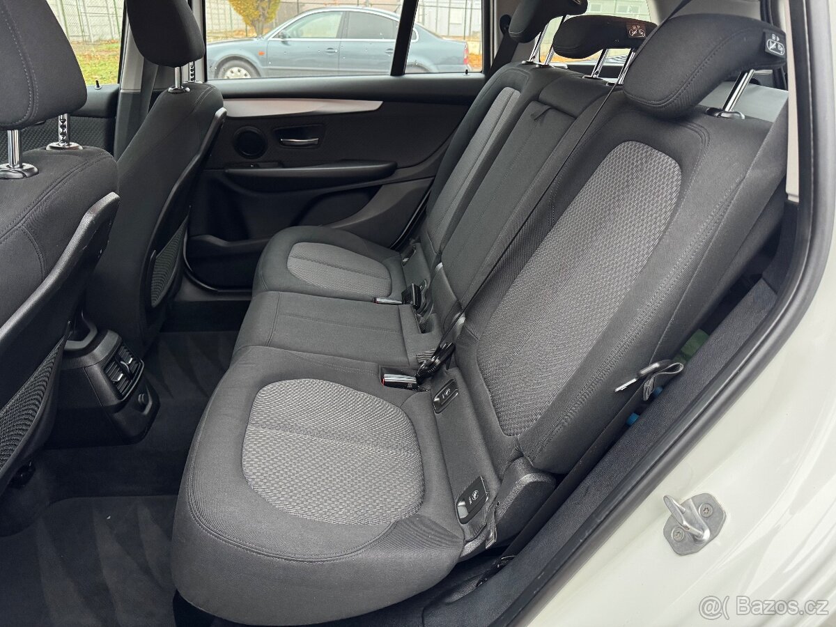 BMW Řada 2 218i GRAN TOURER - 11