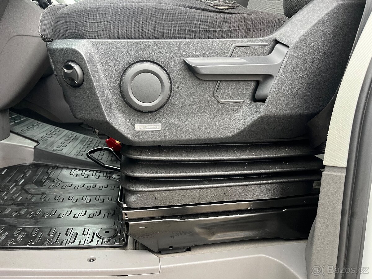 Volkswagen Crafter 2.0 TDi -130kW ZDVIHACÍ ČELO - 11