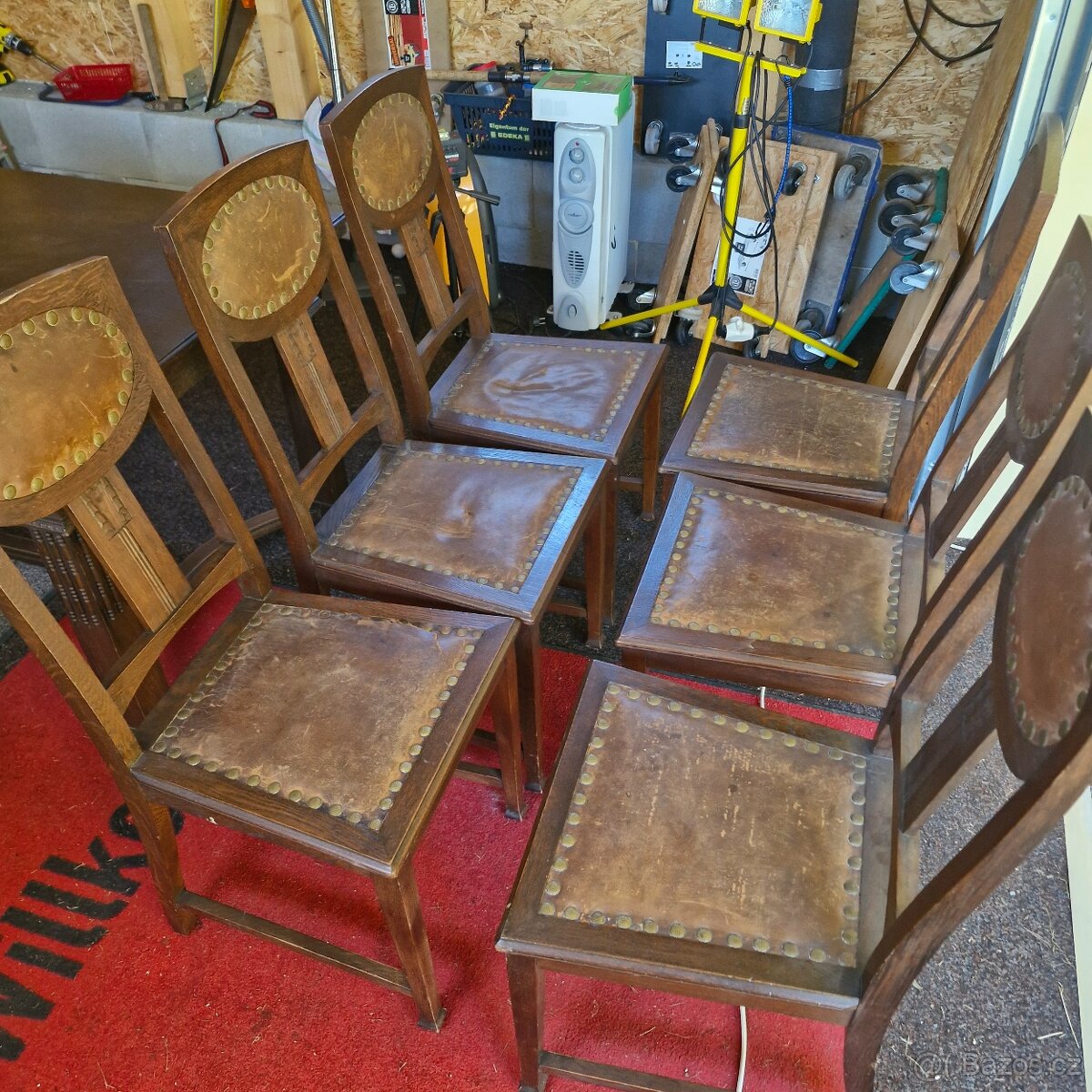 Starožitný nábytek - 11