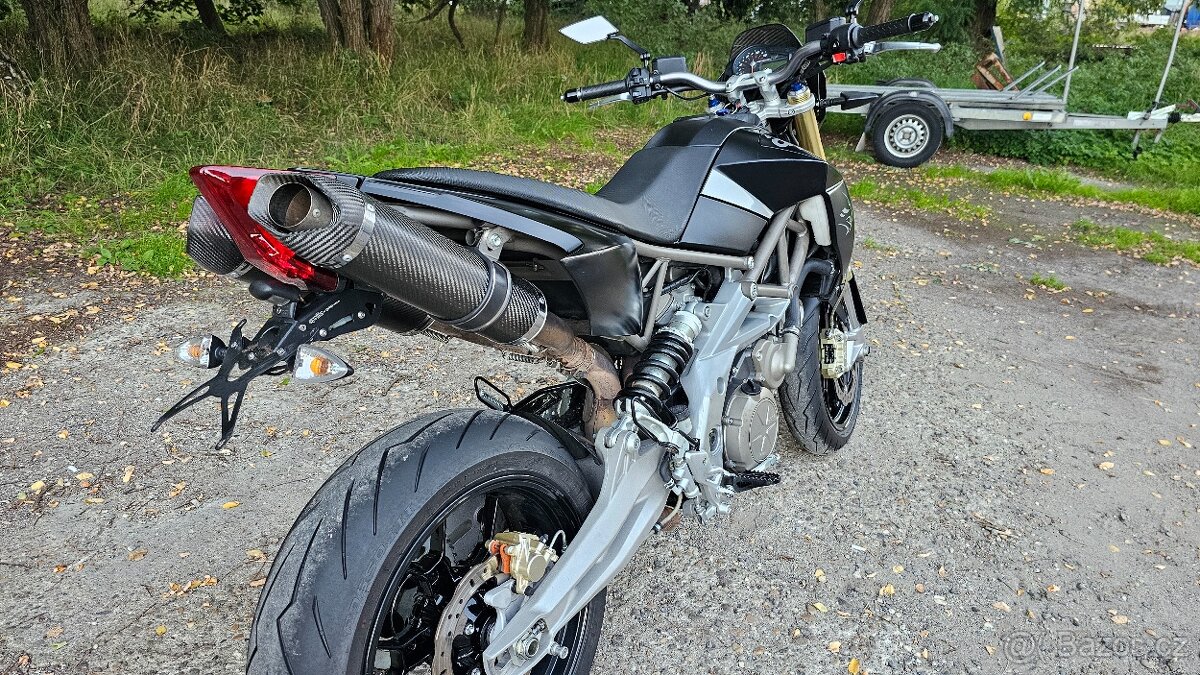 Aprilia Dorsoduro 750 r.v. 2010 - 11