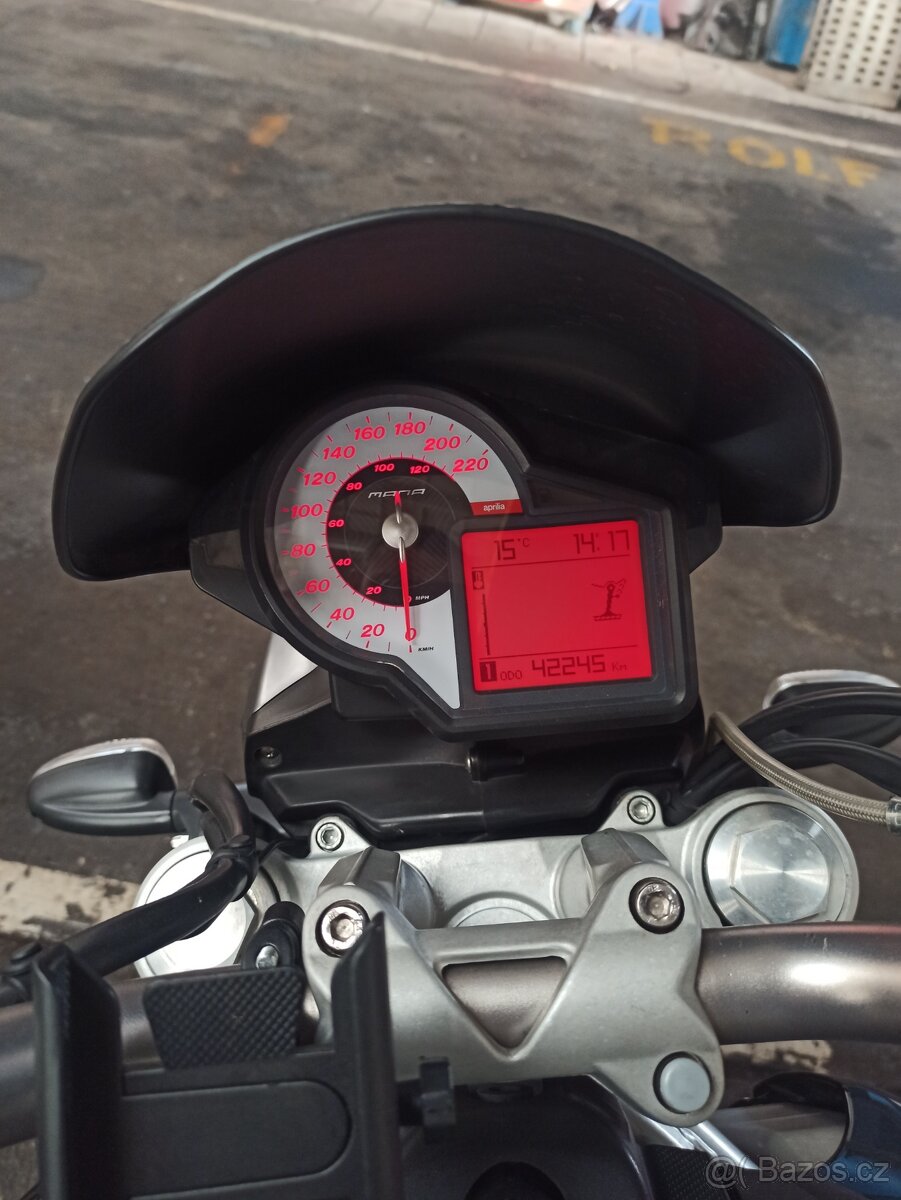 Aprilia Mana 850 - 11