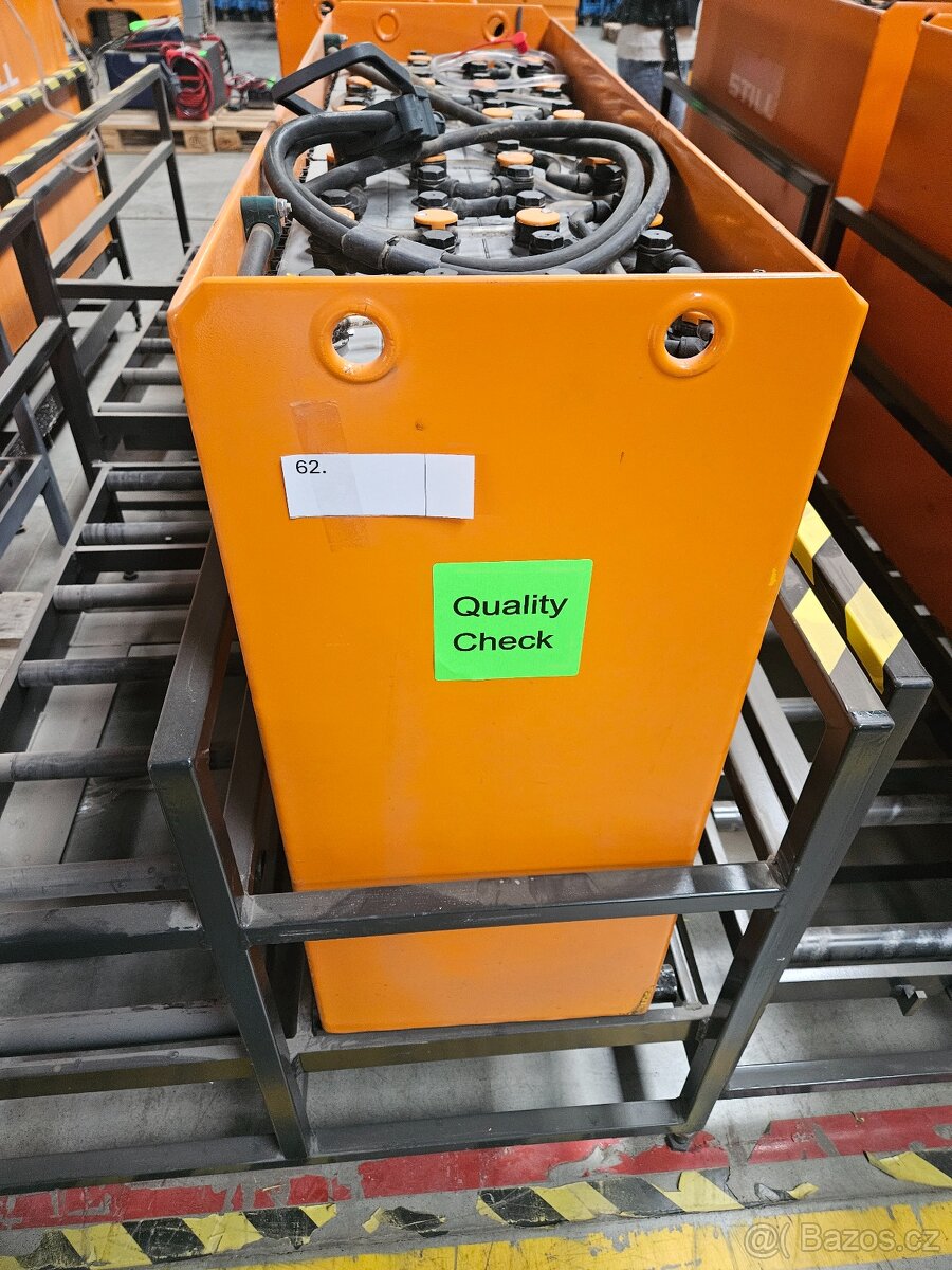 Trakční baterie 48V 560 Ah - 11