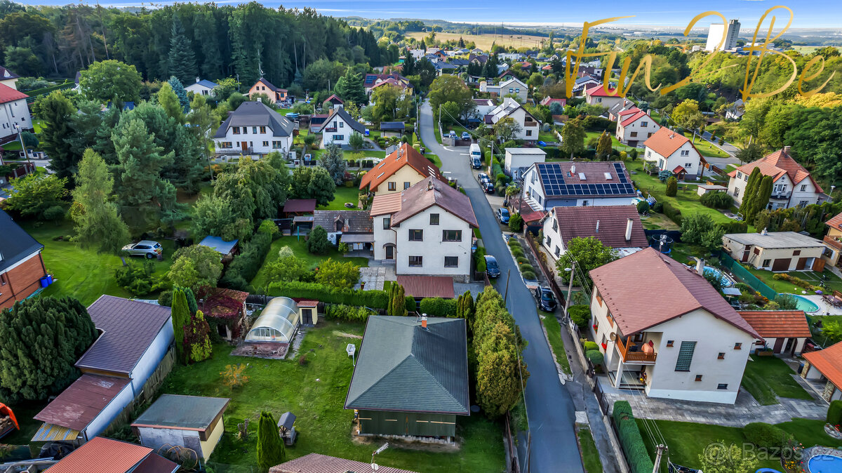 Prodám RD 6+1 se zahradou, altánem, garáží a dílnami - Stran - 11