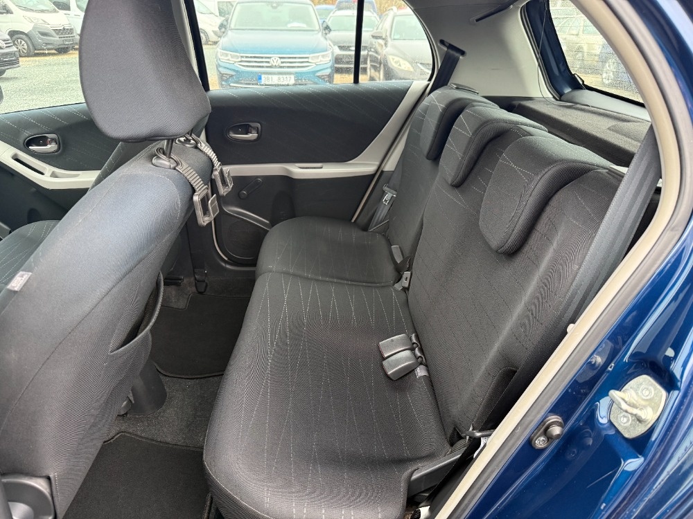 Toyota Yaris 1.3 VVT-I 64Kw - 11