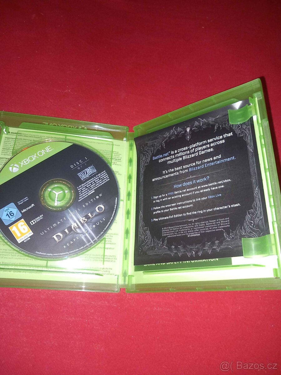 Prodám Xbox One bundle konzole + 2 ovladače + 10 her + Kinec - 11