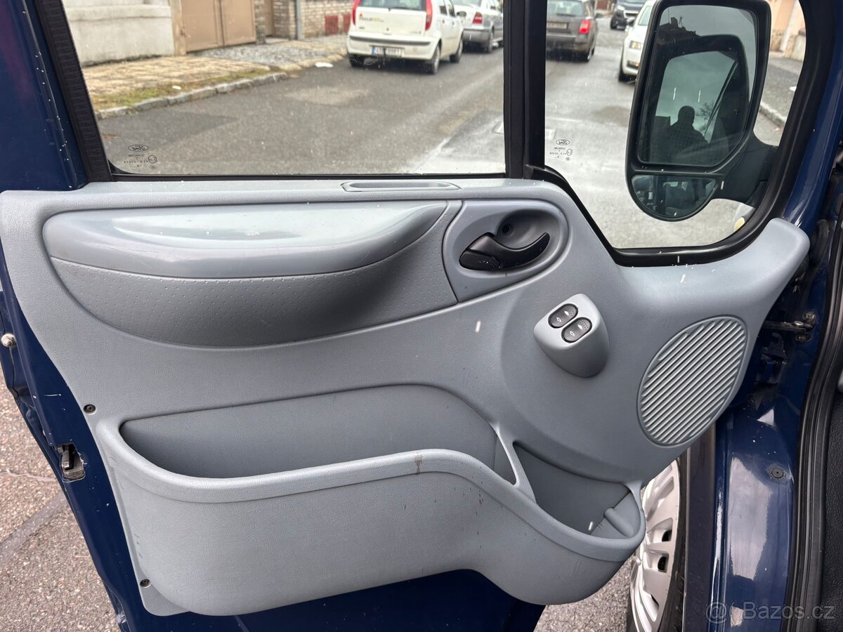 Ford Transit 2.2TDci 63kw L2H2 Trend - 11