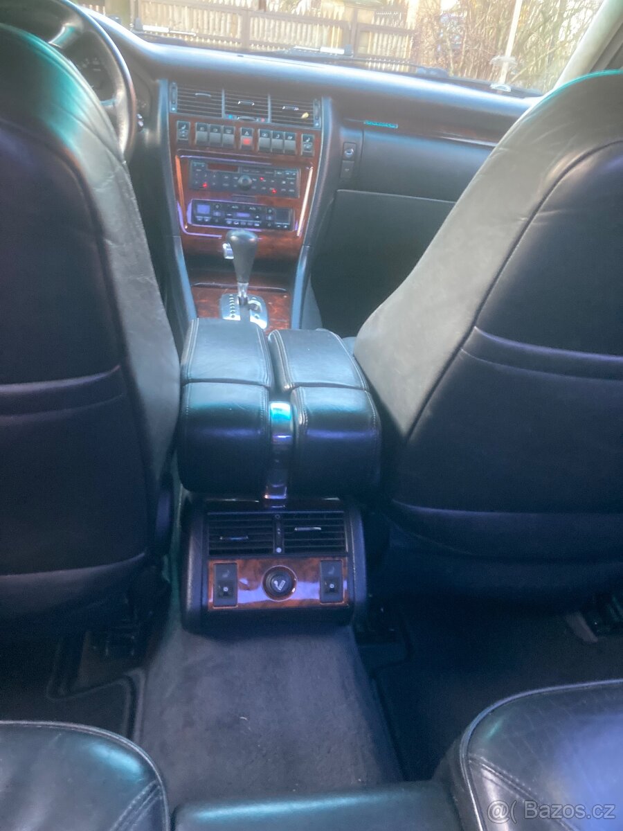 Audi A8 quatro 4.2 - 11