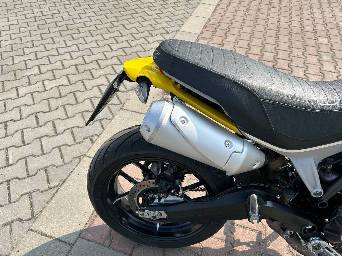 Ducati Scrambler 1100 2020 ČR - 11