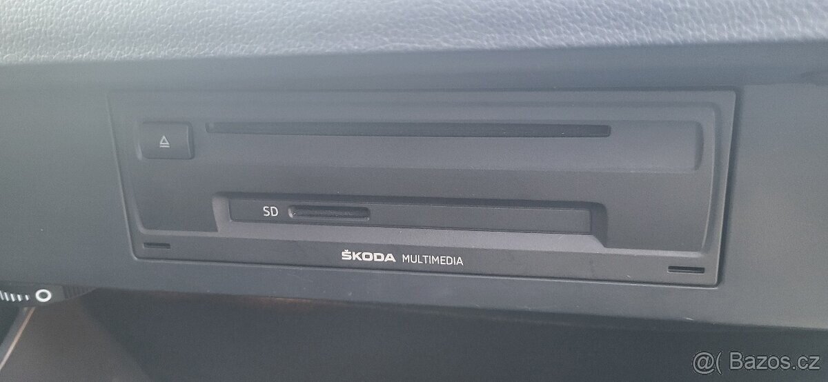 Škoda Octavia III 1.6 TDI Elegance Plus Tažné 2015 CZ-TOP - 11