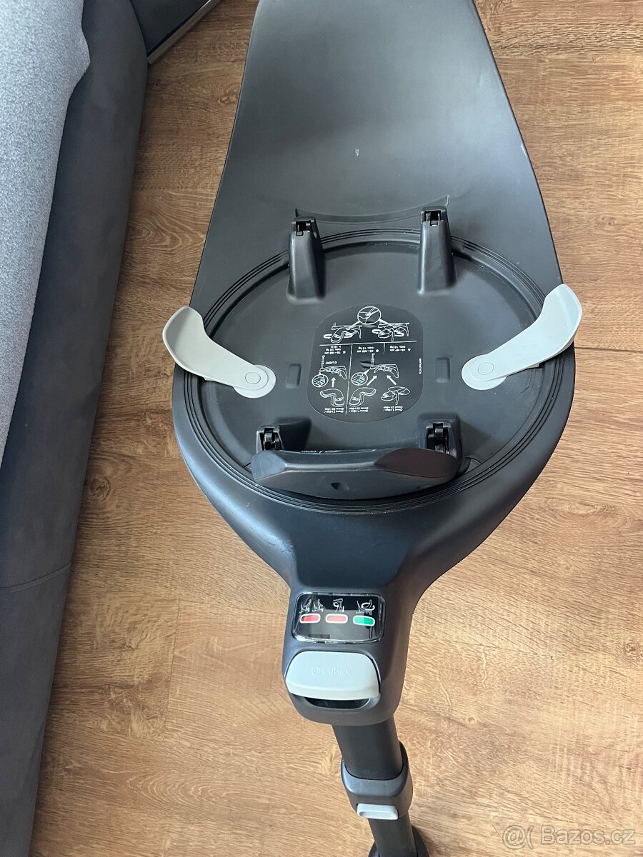 Autosedačka Cybex Cloud T i-size BLACK - 11