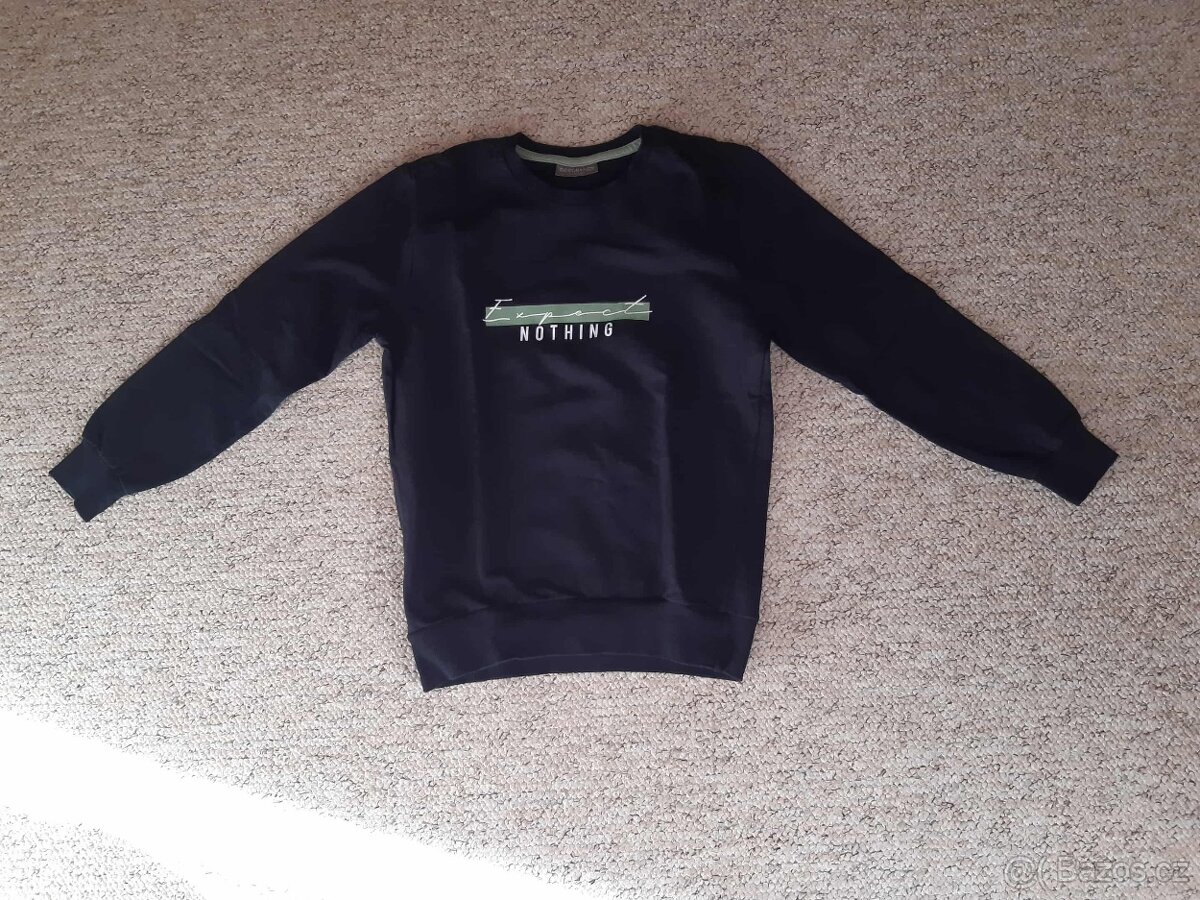 CHLAPECKÁ MIKINA VEL.134-140 - 11