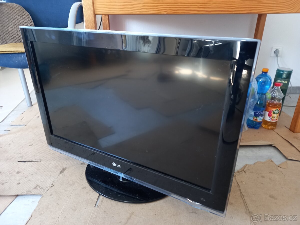TV LG 82cm - 11