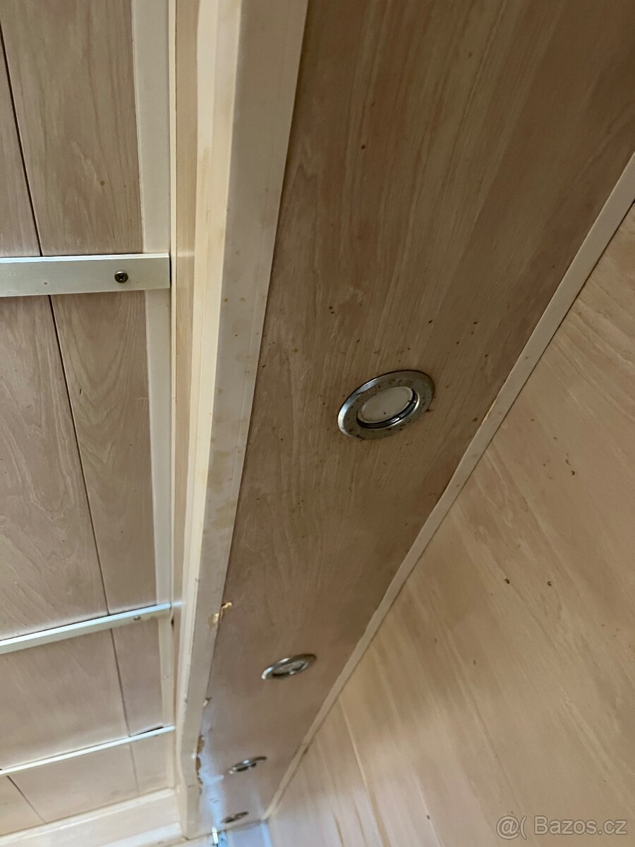 Pojízdná prodejna - 11