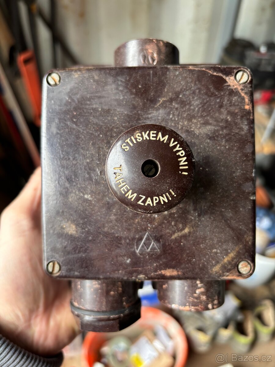 Elektroinstalační materiál- přebytky - 11