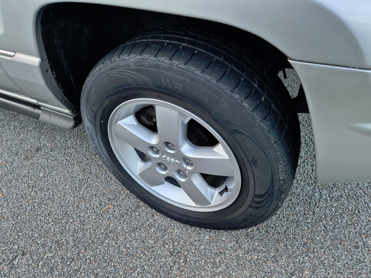 Jeep Grand Cherokee Overland 4.7 V8 H.O. 190kW - 11