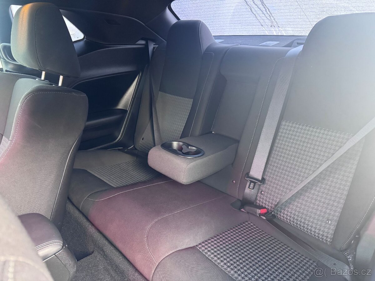 Dodge Challenger 3,6 GT RWD 2021 DPH - 11