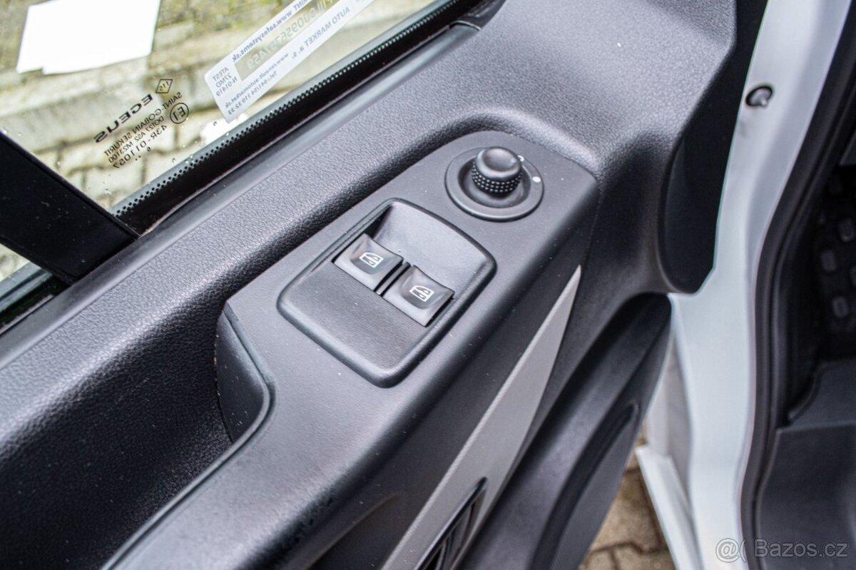 Renault Trafic 1.6 dCi 107kW 9-miest - 11