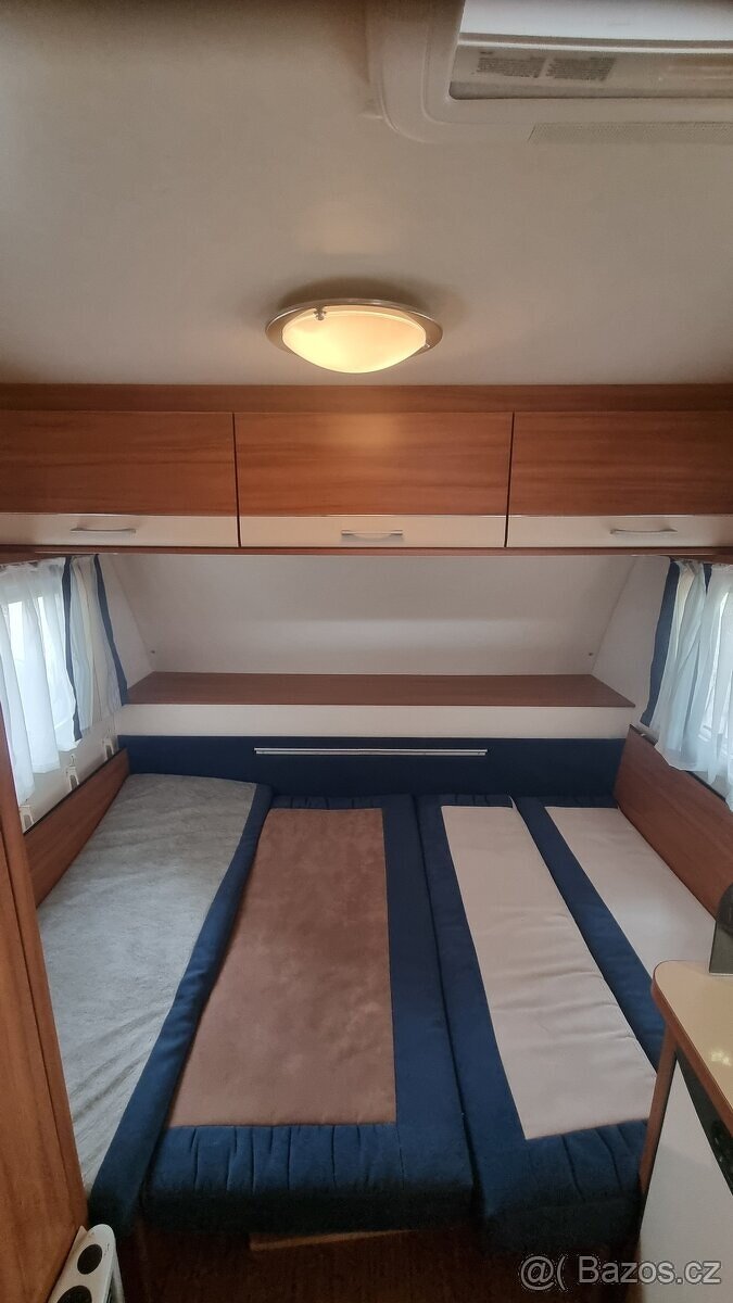 Karavan Weinsberg 400 LK, r.v. 2012 - 11