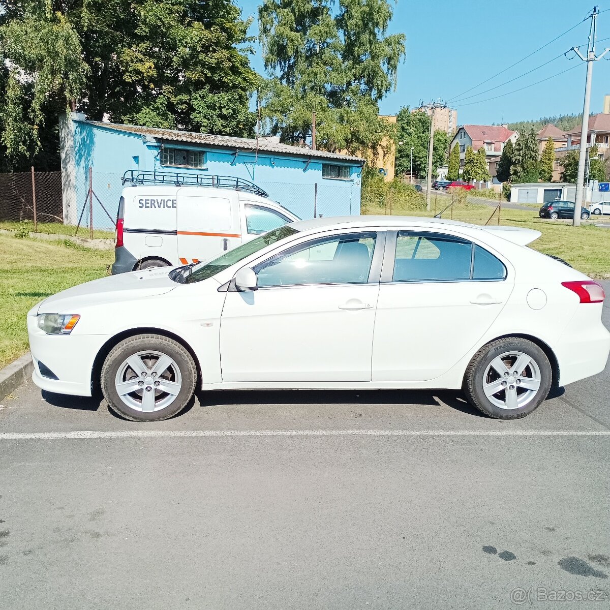 Mitsubishi Lancer 1.8 r.v. 2011 - 11