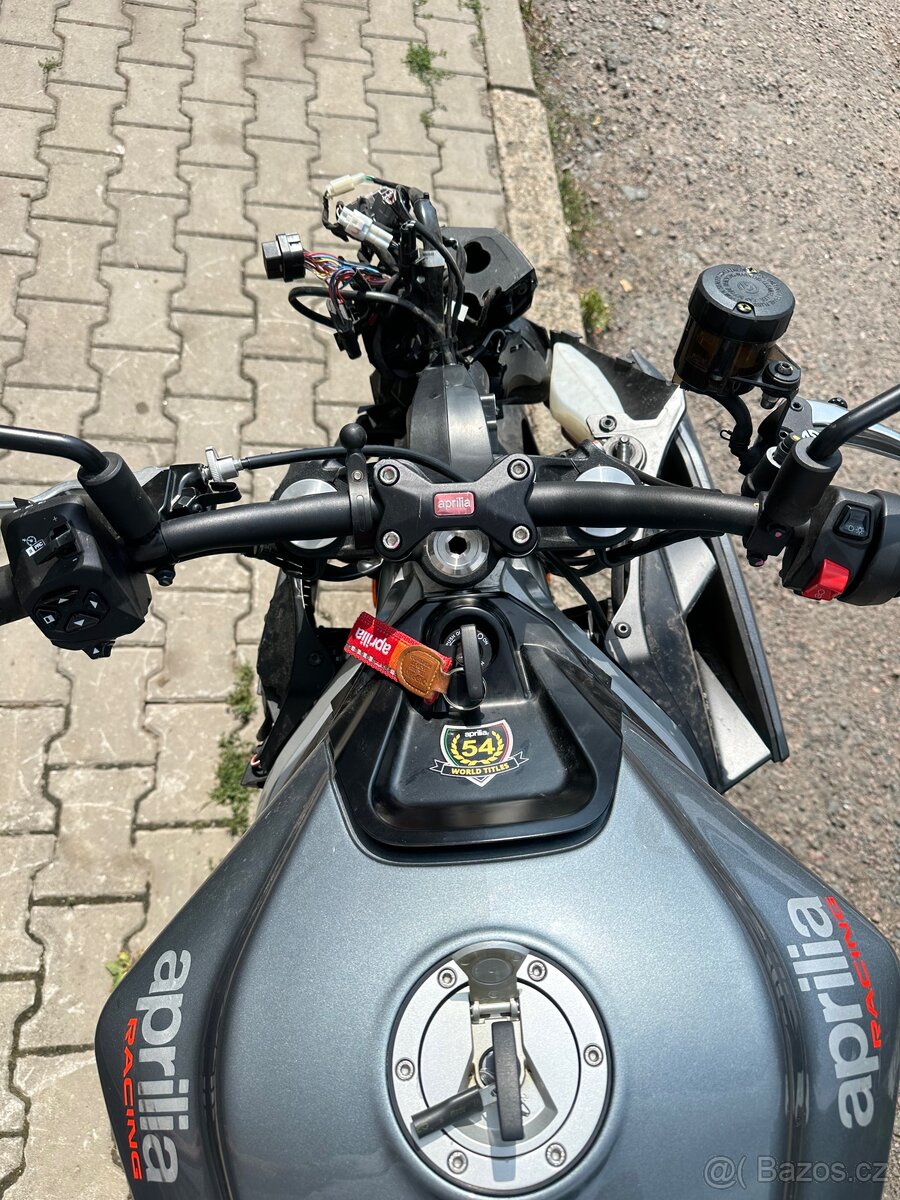 Aprilia Tuono 660 - 11