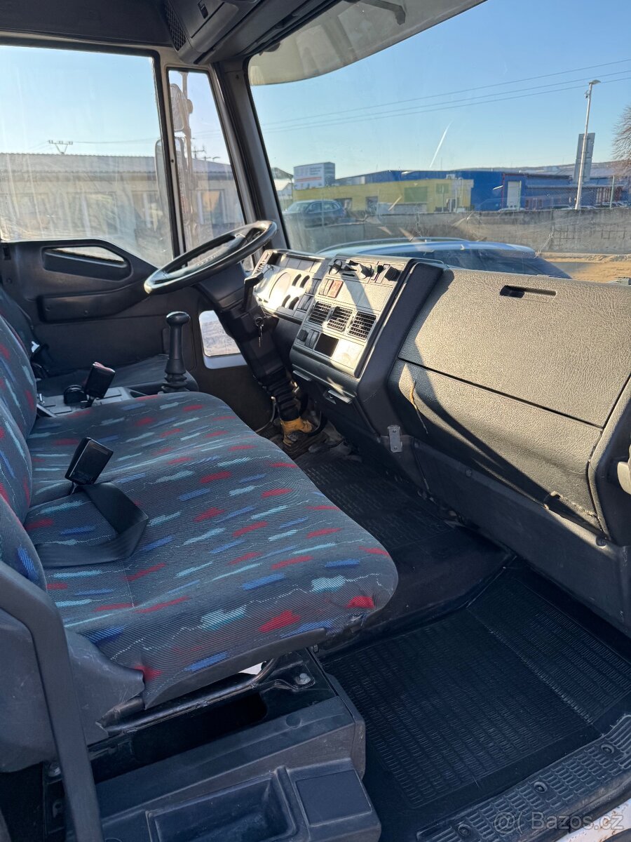 Iveco ML80E kontejner - 11