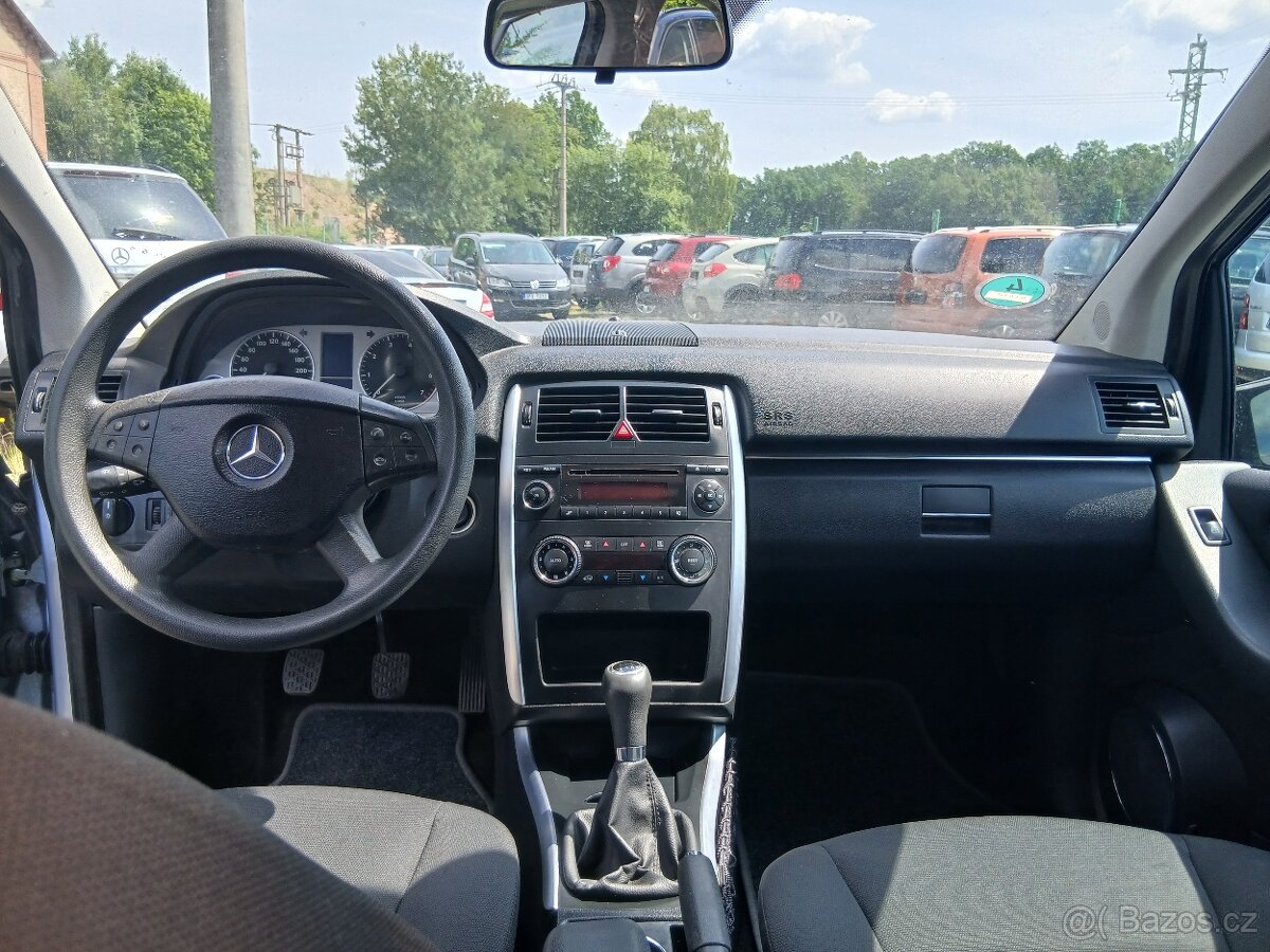 MB B, 1.7i, KLIMATRONIC - 11