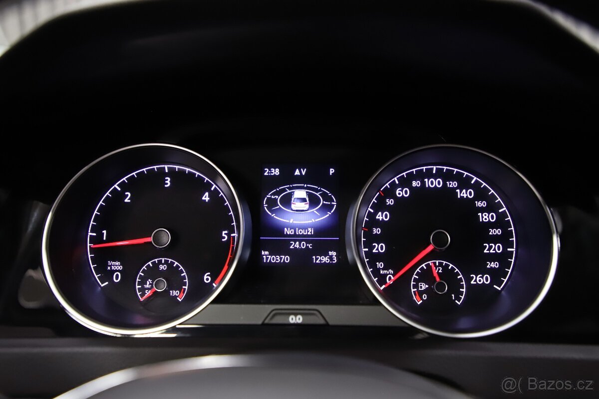 VW Golf 7 Variant Highline 2.0 TDI 110kW - záruka Autodraft - 11