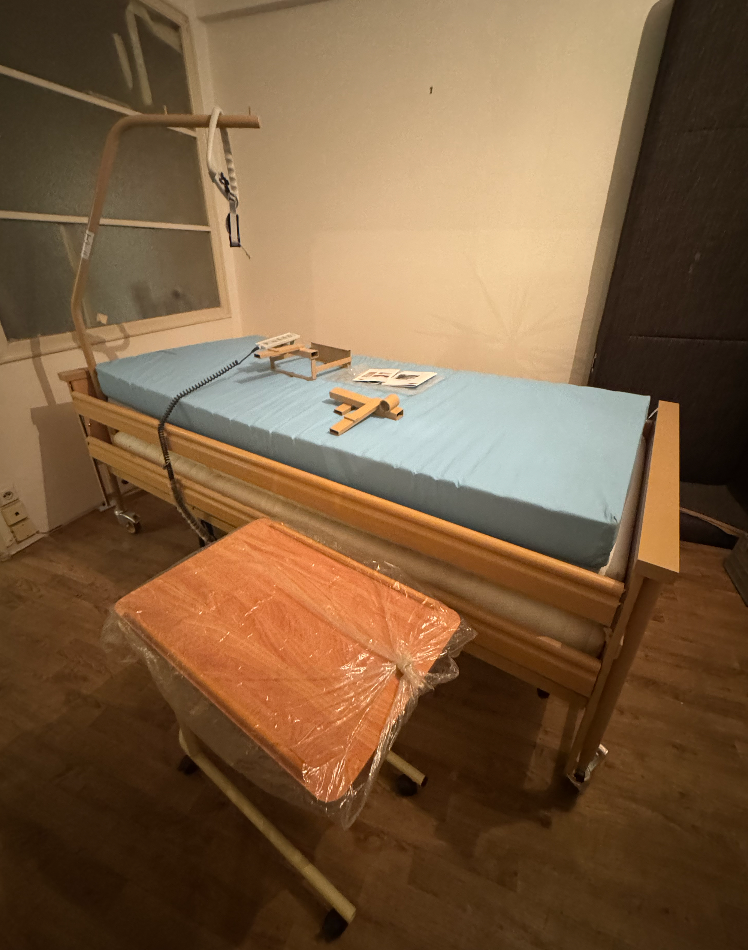 Postel - elektricka polohovaci - BURMEIER - 11