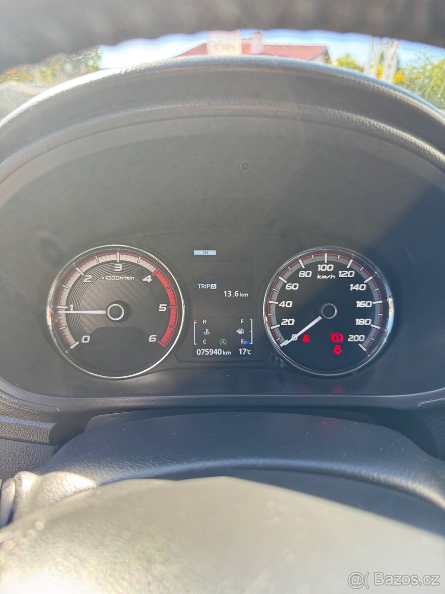 Mitsubishi L200, 2.3DI-D, 4x4, nové STK, servis - 11