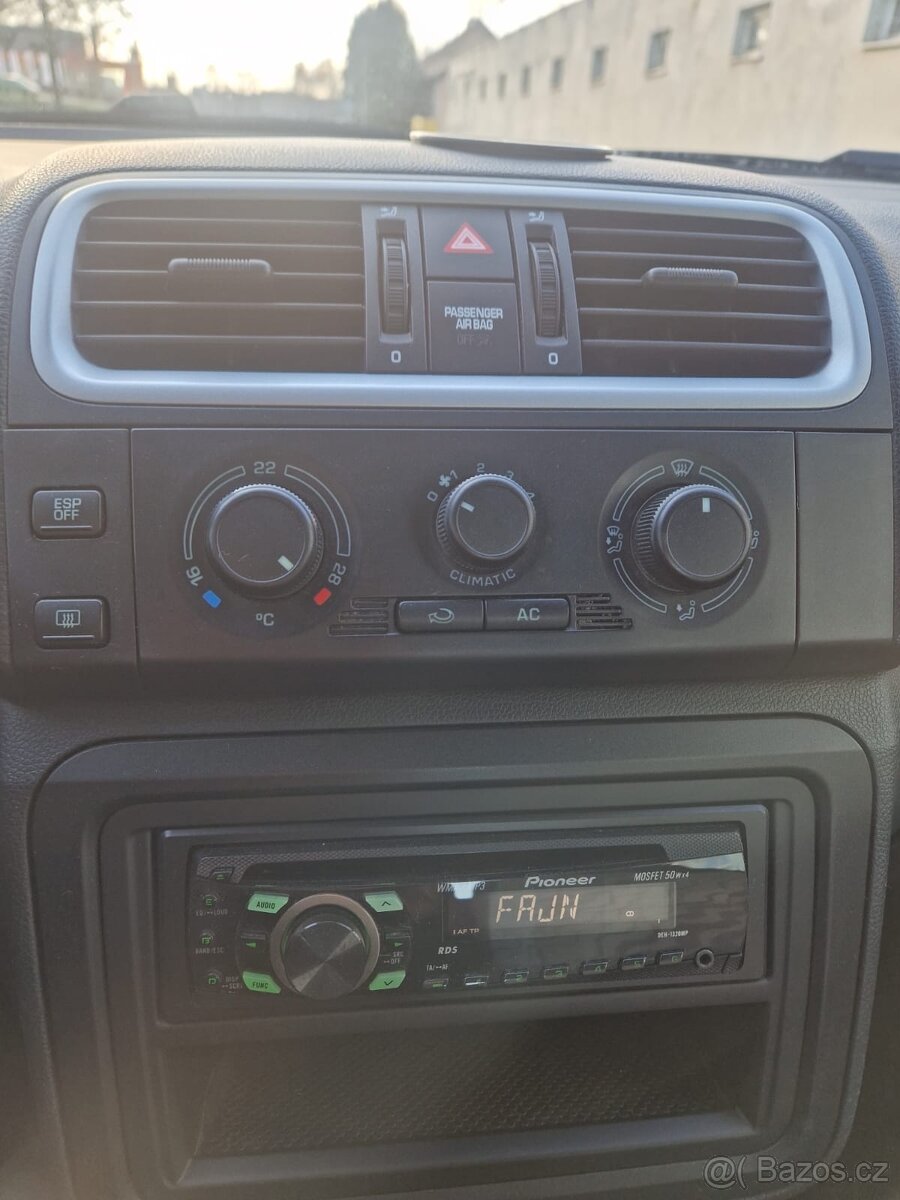 Škoda Fabia Kombi 1.4i 16v//Klima//Tempomat/NOVÁ STK - 11