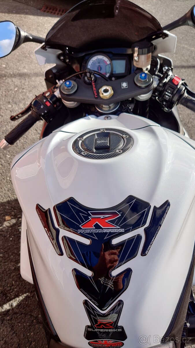 Suzuki GSX-R 750 K10 - 11