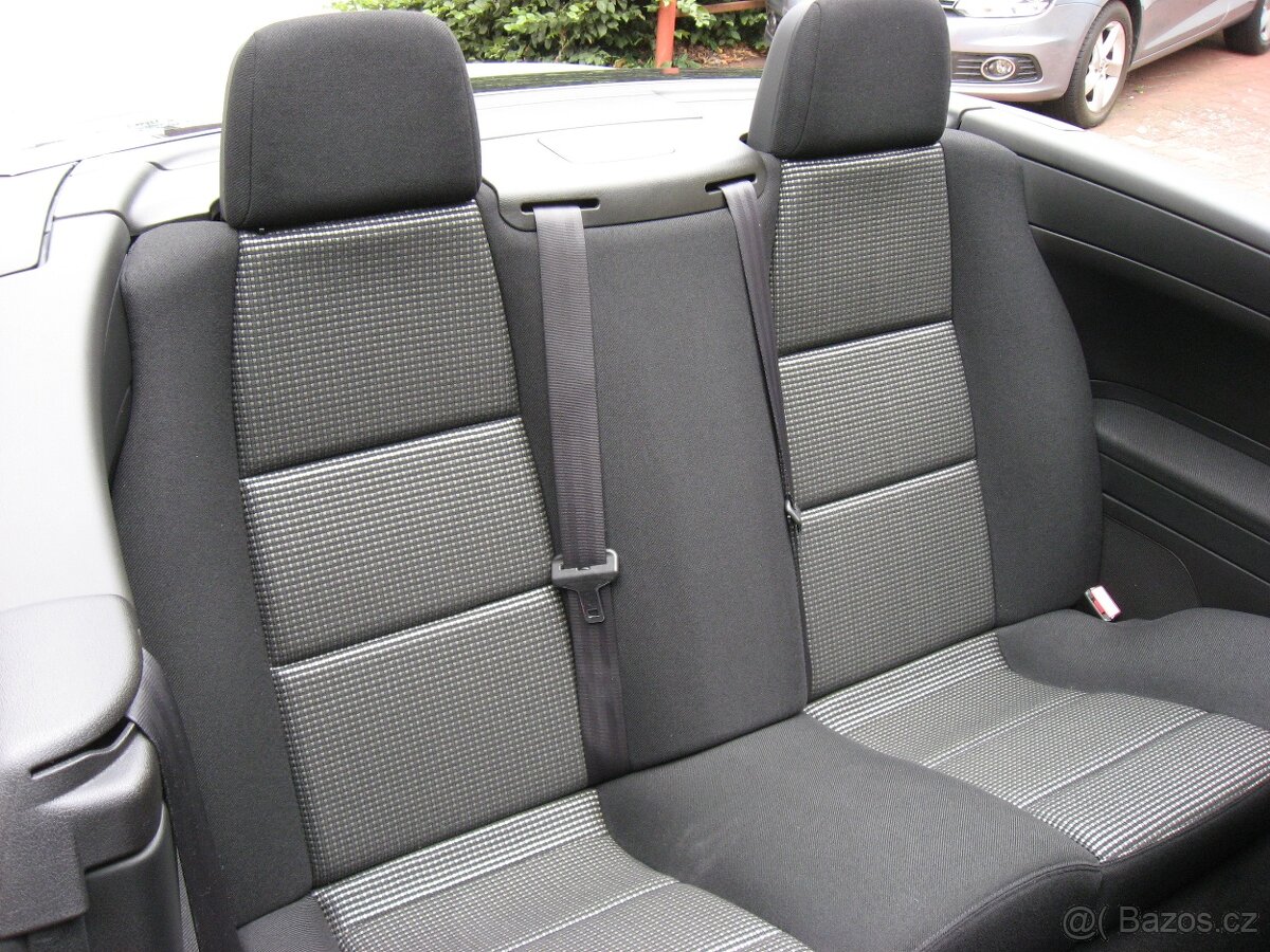 Peugeot 307 1.6i 109PS C-C Dynamique - 11