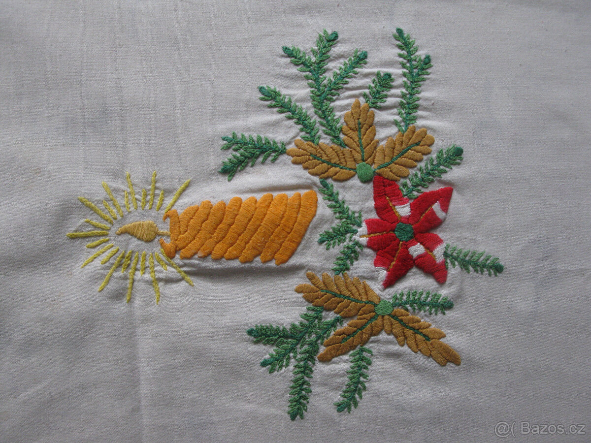 Hrníčky vánoční zvonky, ván.mísa zapék,CD,žabky na svíčky,ub - 11