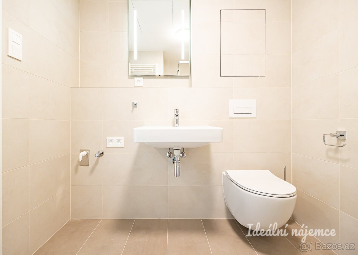 Pronájem bytu 1+kk, Zimova, Kamýk, 17000 Kč/měs, 34 m2 - 11