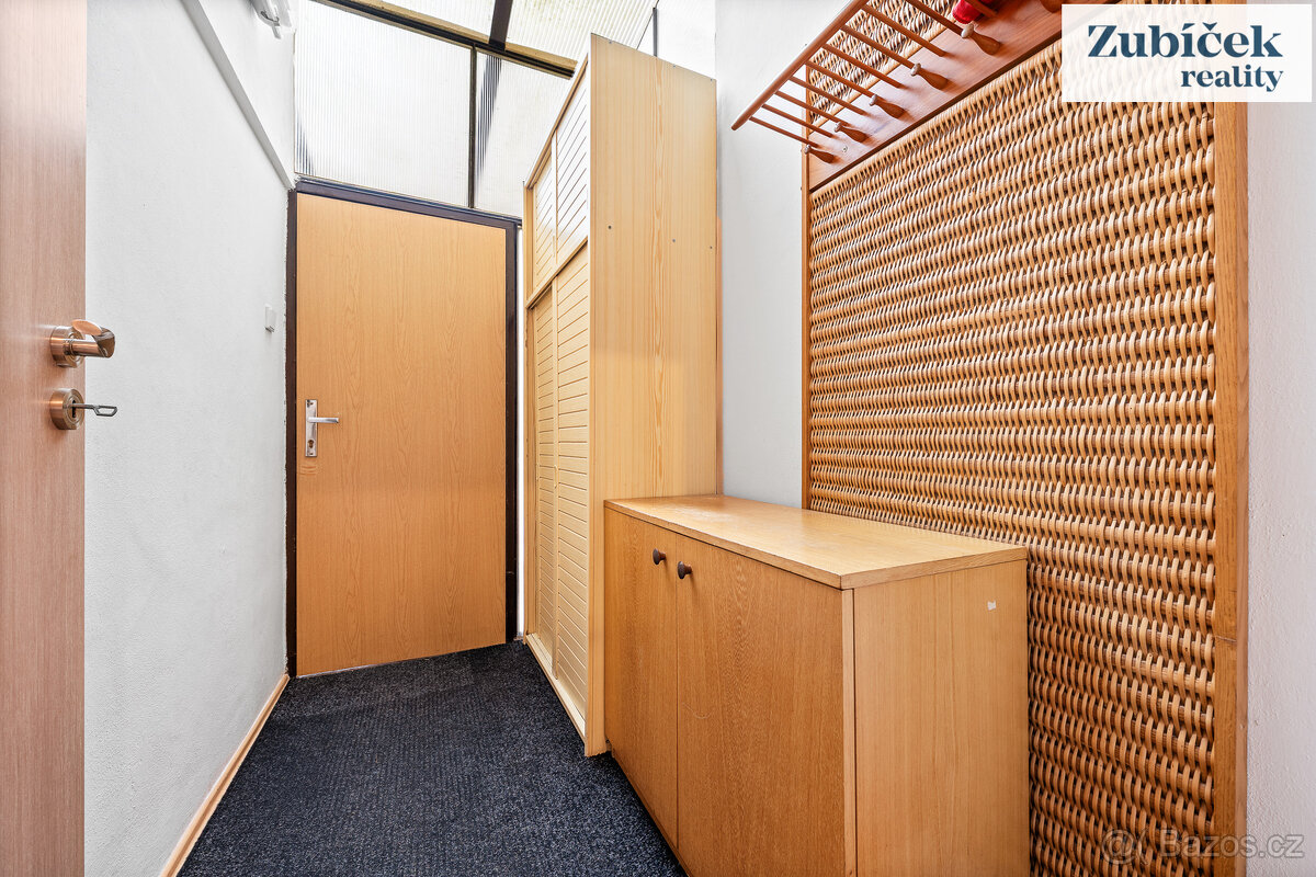 Prodej bytu 2+1 Uh.Hradiště - ul.Rostislavova - 11