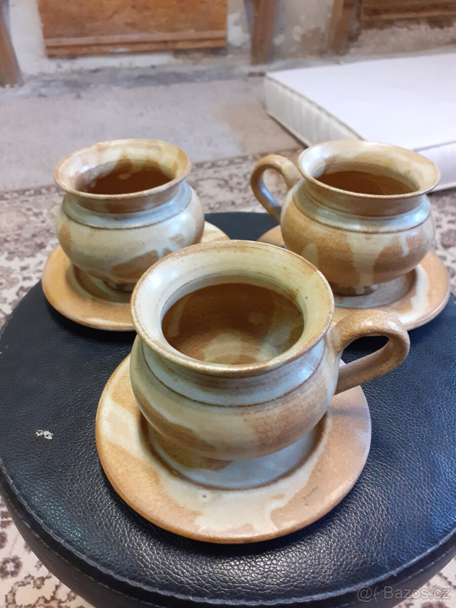 Skleničky, porcelán a keramika - 11