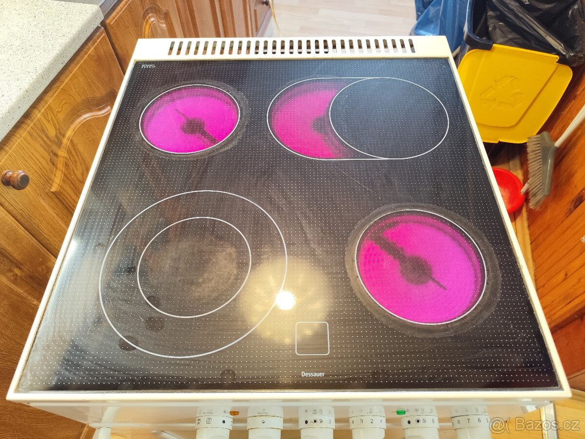 Sklokeramicky sporák - 11