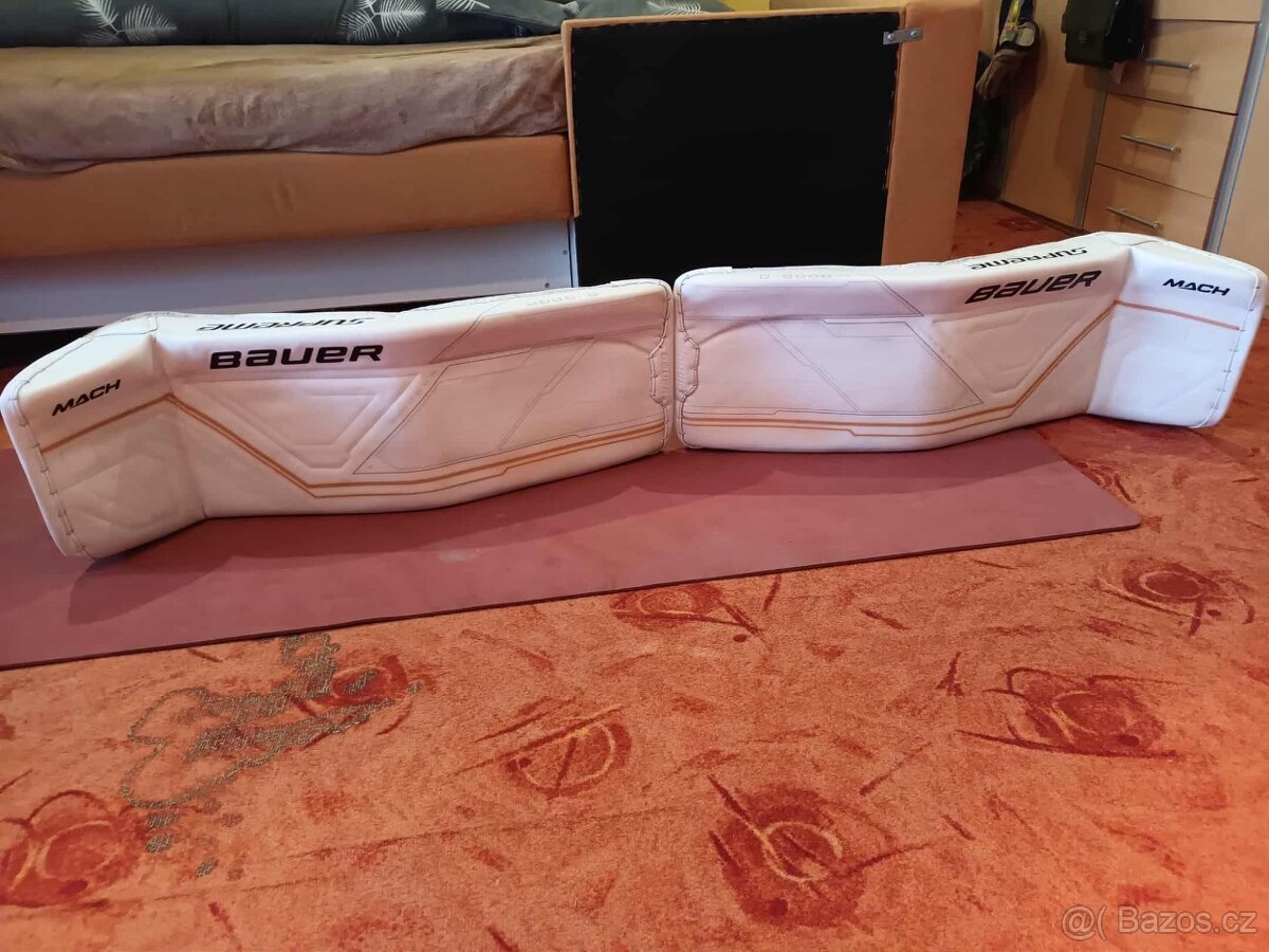 Brankářské betony BAUER SUPREME MACH, sr. M, (34+1), TOP - 11