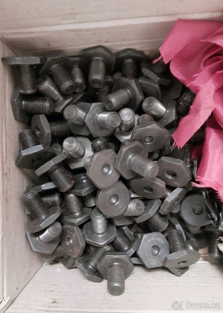 Spojka čepy setrvačníku pružiny lamely tyčka spojky ložisko - 11