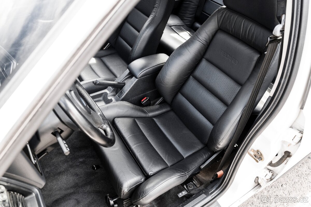 Ford Sierra 4x4 Cosworth - 11