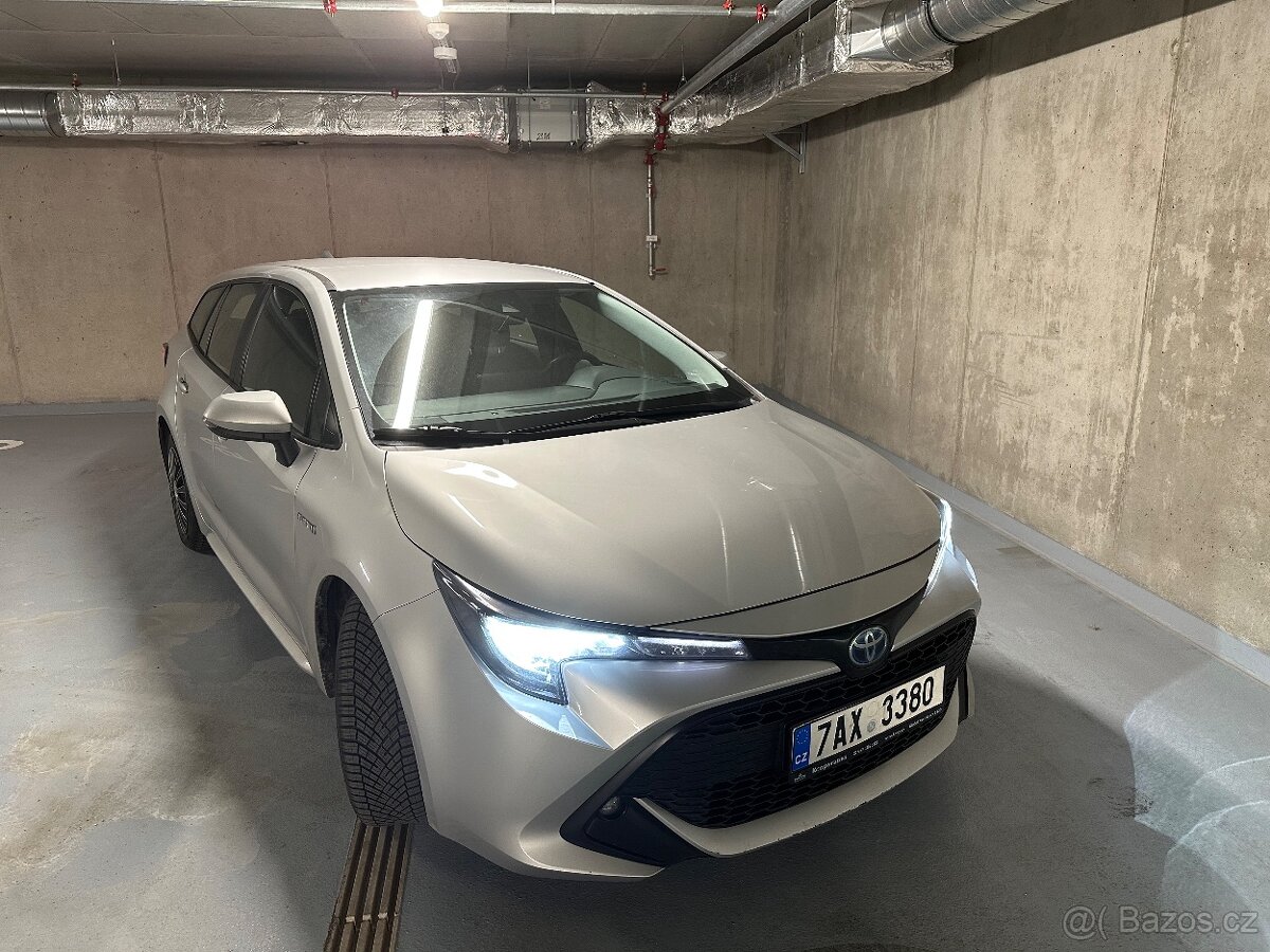 Toyota Corolla s automatem - 11