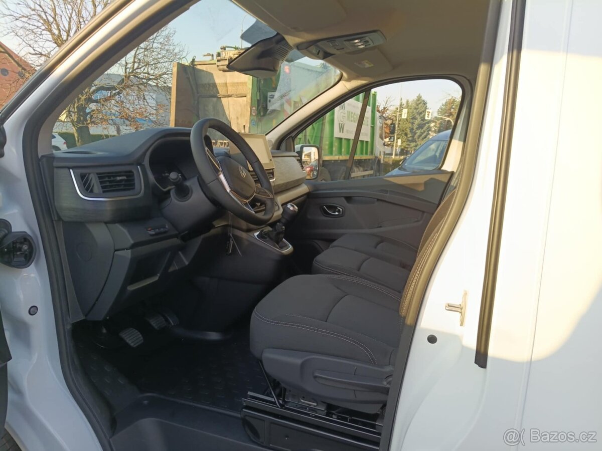 Renault Trafic L1H1P1 dCi 110 Extra - 11