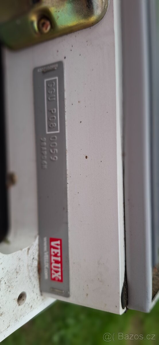 Velux Střešní okno Plastové okno - 11