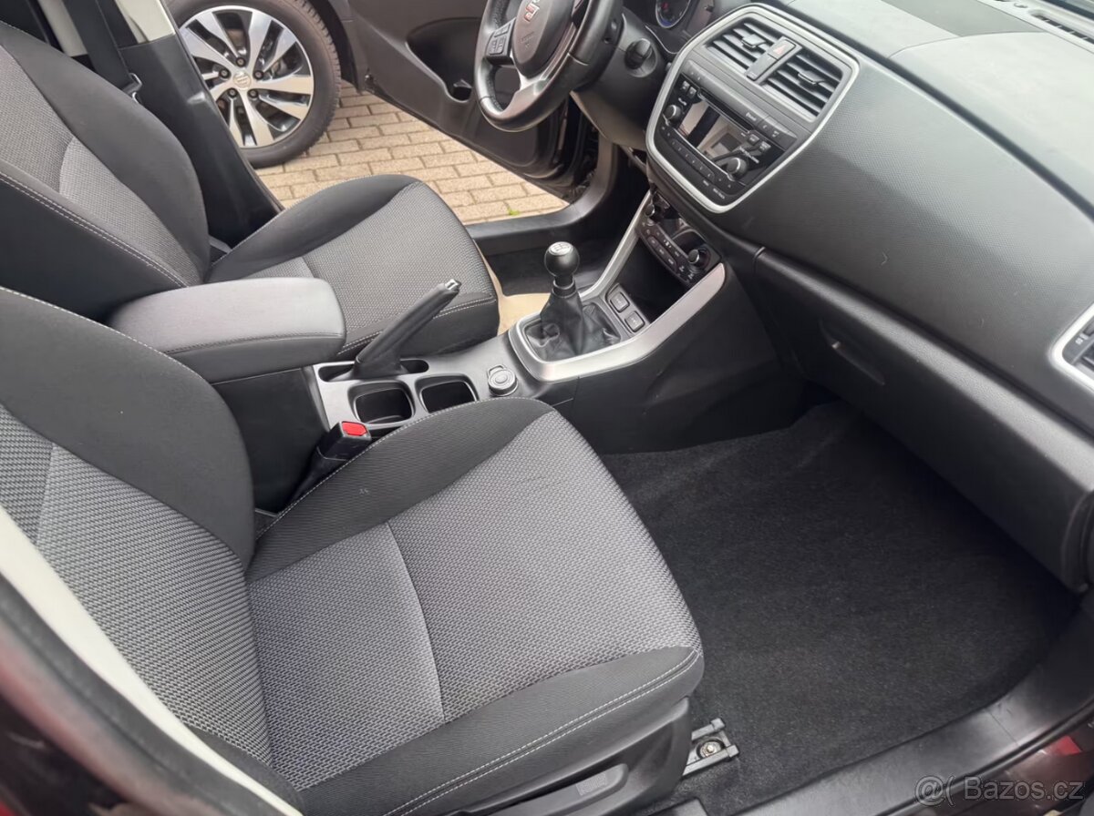 Suzuki (SX4) S-Cross 1.6i Limited 4x4 benzín 88kw - 11