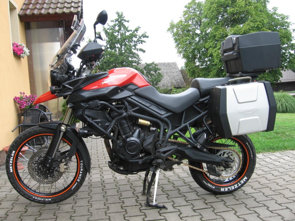Triumph Tiger 800XC - 11