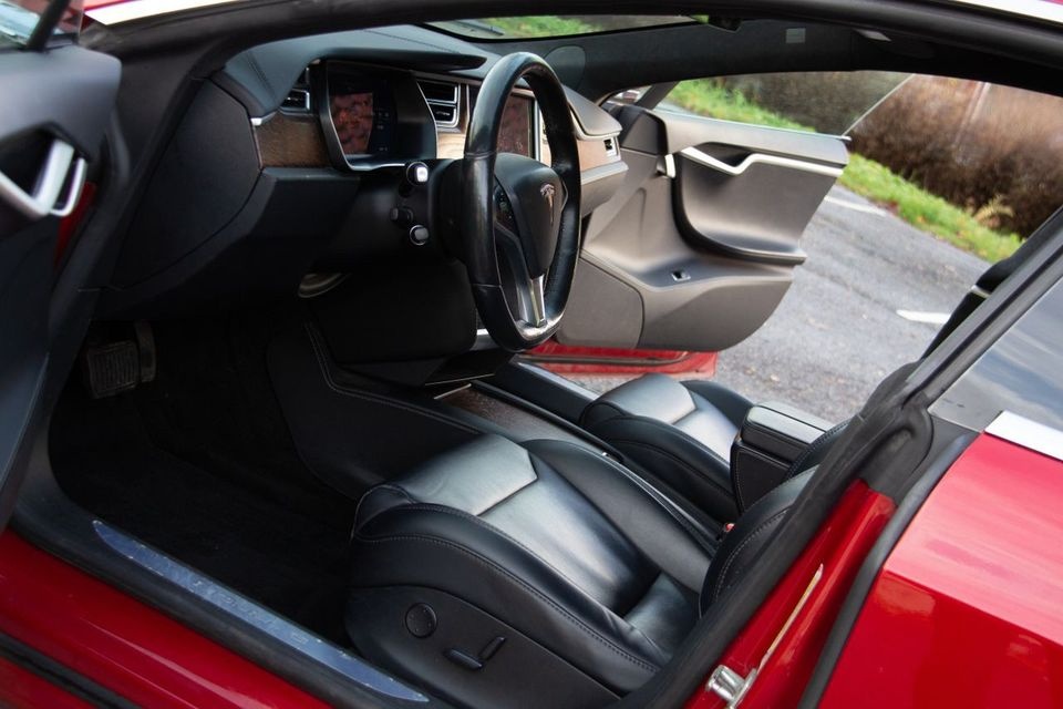 Tesla.model S 75D model.r.2018 - 11