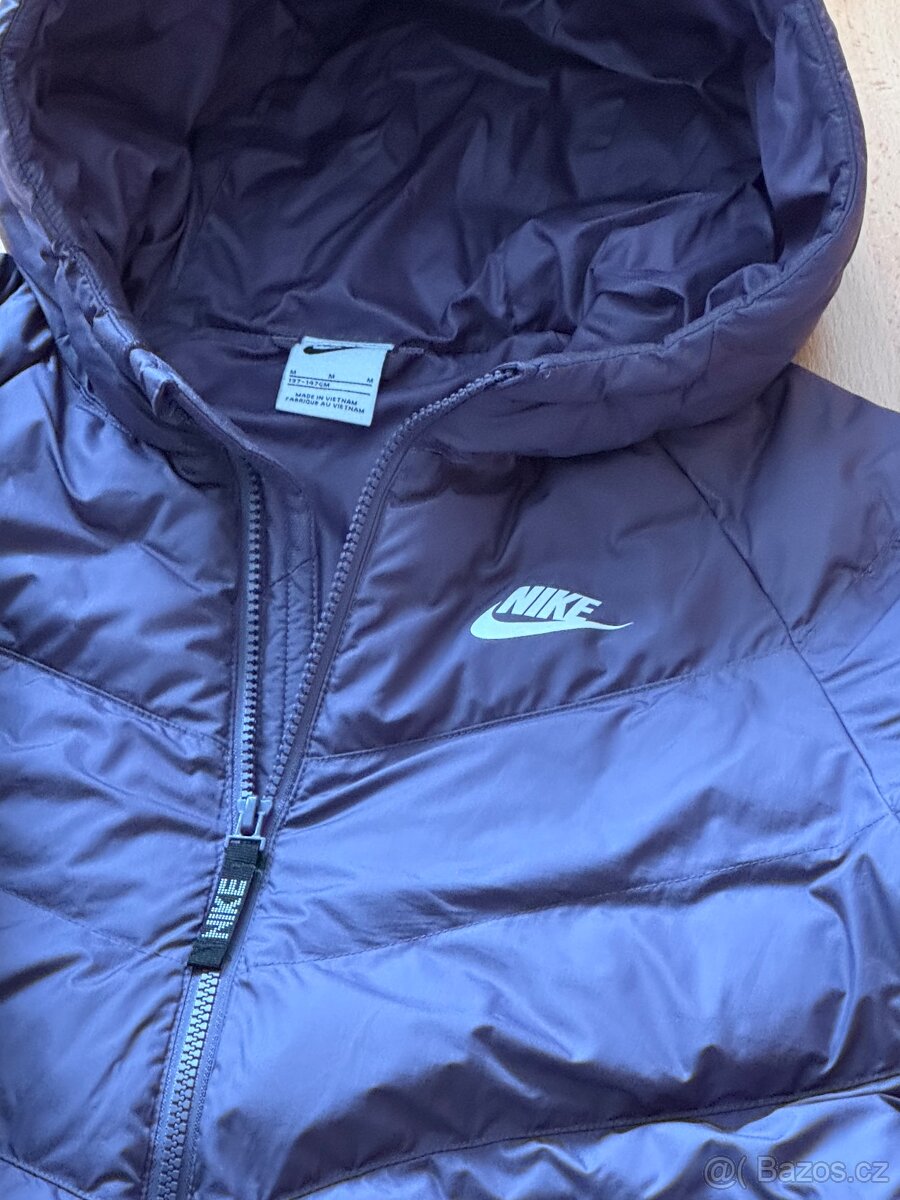 Zimní bundy NIKE a 4F - 11