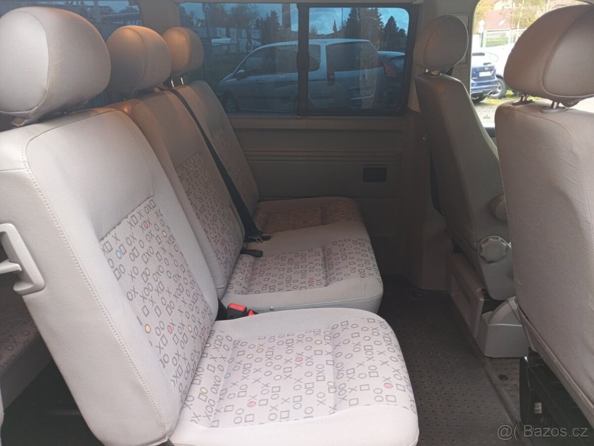 Volkswagen Caravelle SD50BNZX0 - 11