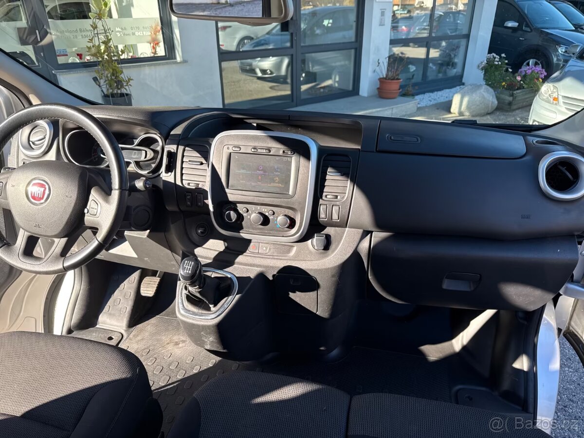Renault Trafic 2.0 Dci - 11