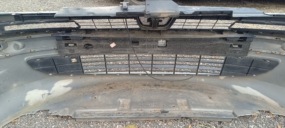 Peugeot 807 PŘEDNÍ NÁRAZNÍK SVĚTLA - 11